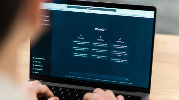 Jornais acusam OpenAI e Microsoft de plágio para treinar IA