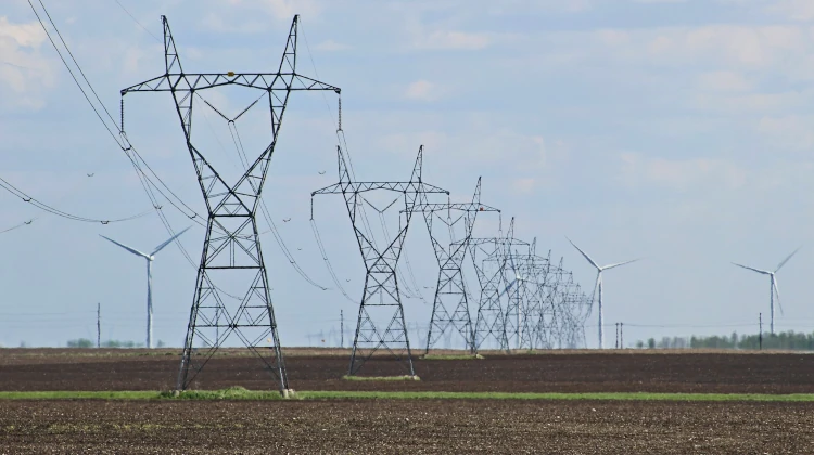 Áreas rurais próximas de data centers têm sido as mais impactadas Demanda energética das IAs sobrecarrega redes elétricas